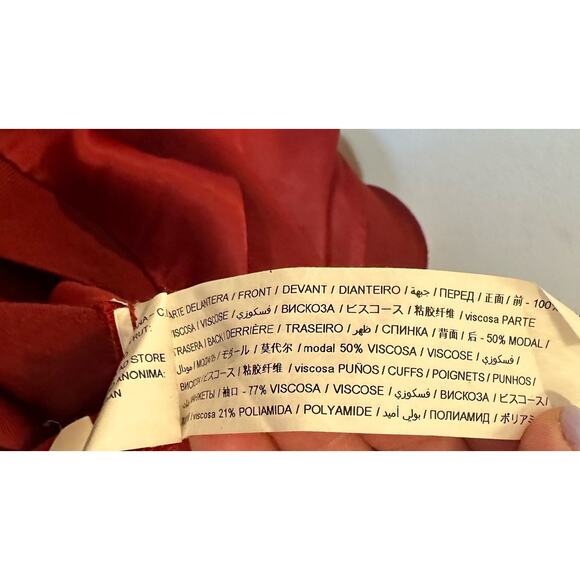 adolfo dominguez Red V Neckline Viscose Satin Blouse 3/4 Sleeves sz S Flawed - Picture 9 of 9